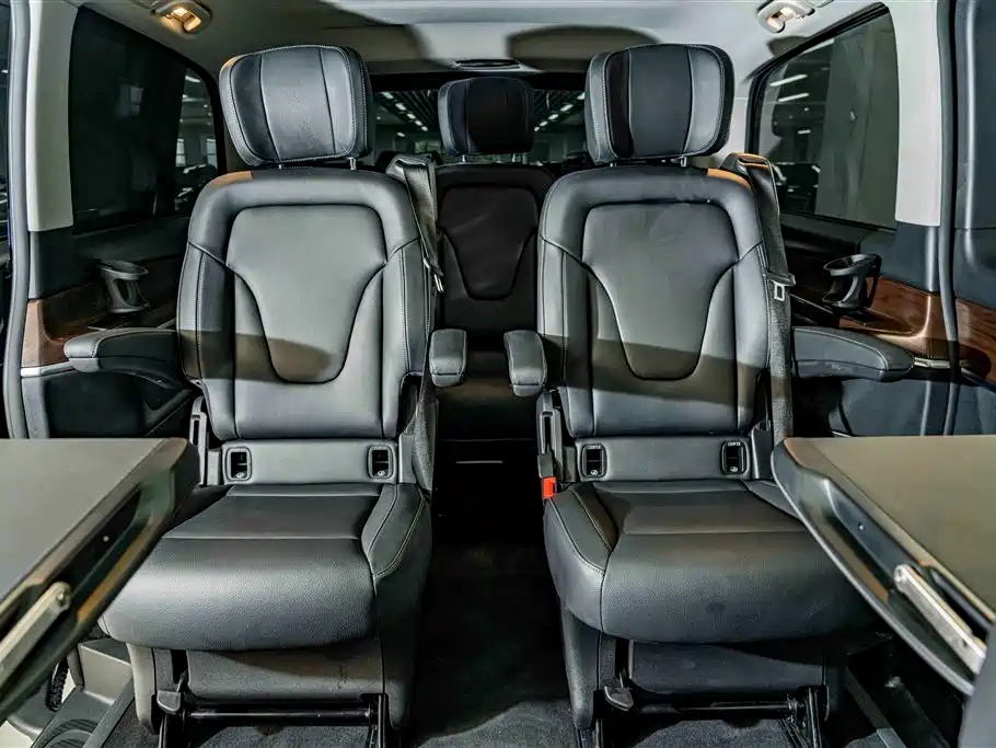 Mercedes-Benz V-Class — миниатюра 24