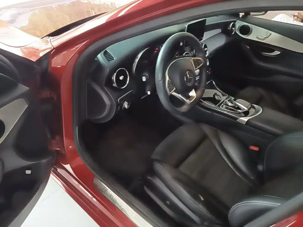 Mercedes-Benz C-Class — миниатюра 16