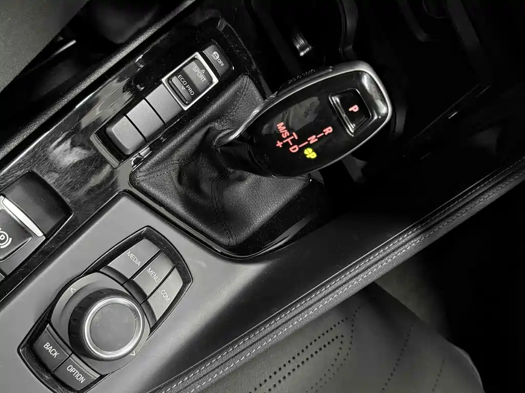 BMW X2 (Import) — миниатюра 15