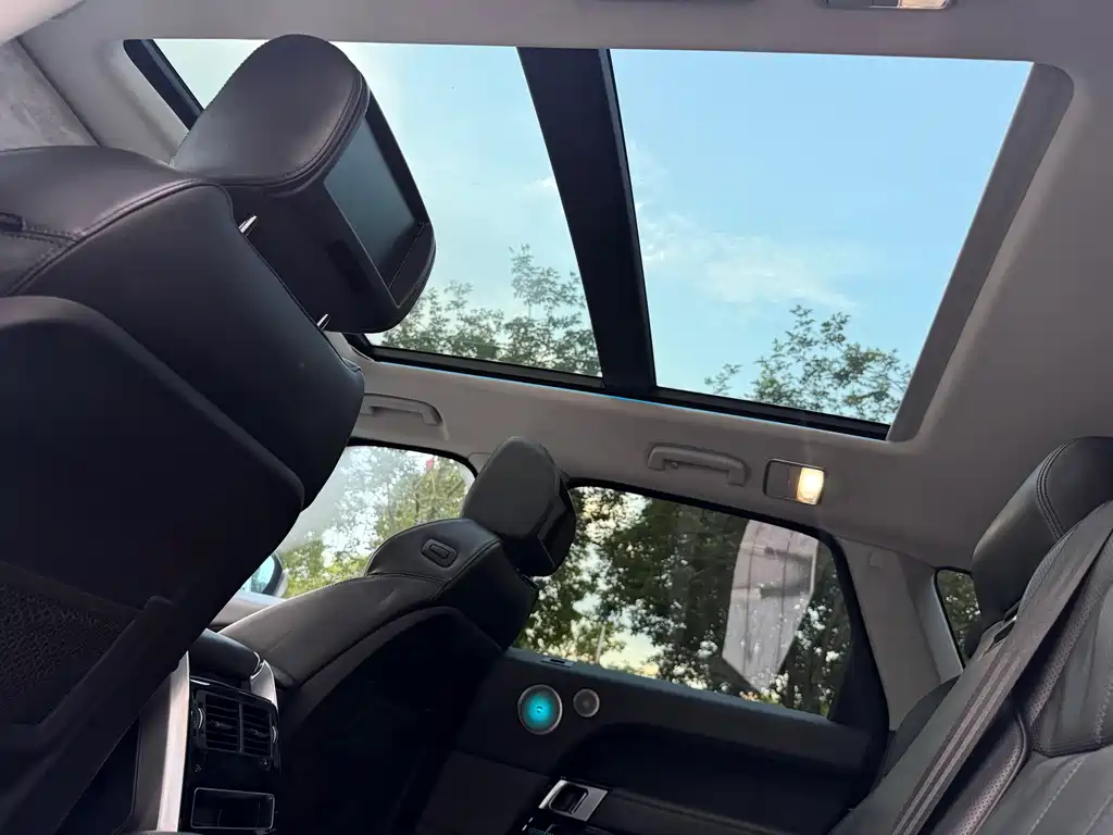 Land Rover Sport — миниатюра 8