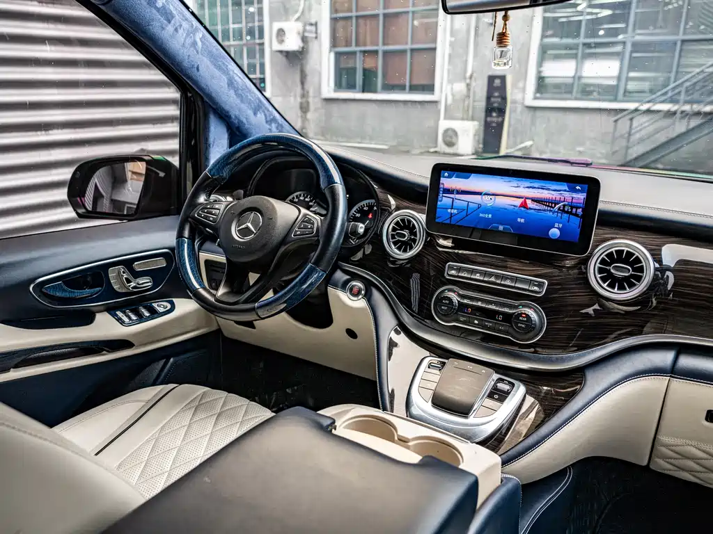 Mercedes-Benz Vito — миниатюра 7