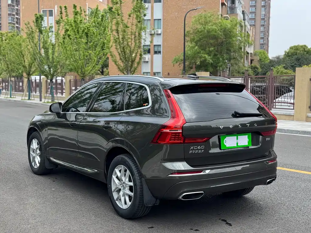 Volvo XC60 2021 T5 Luxury
