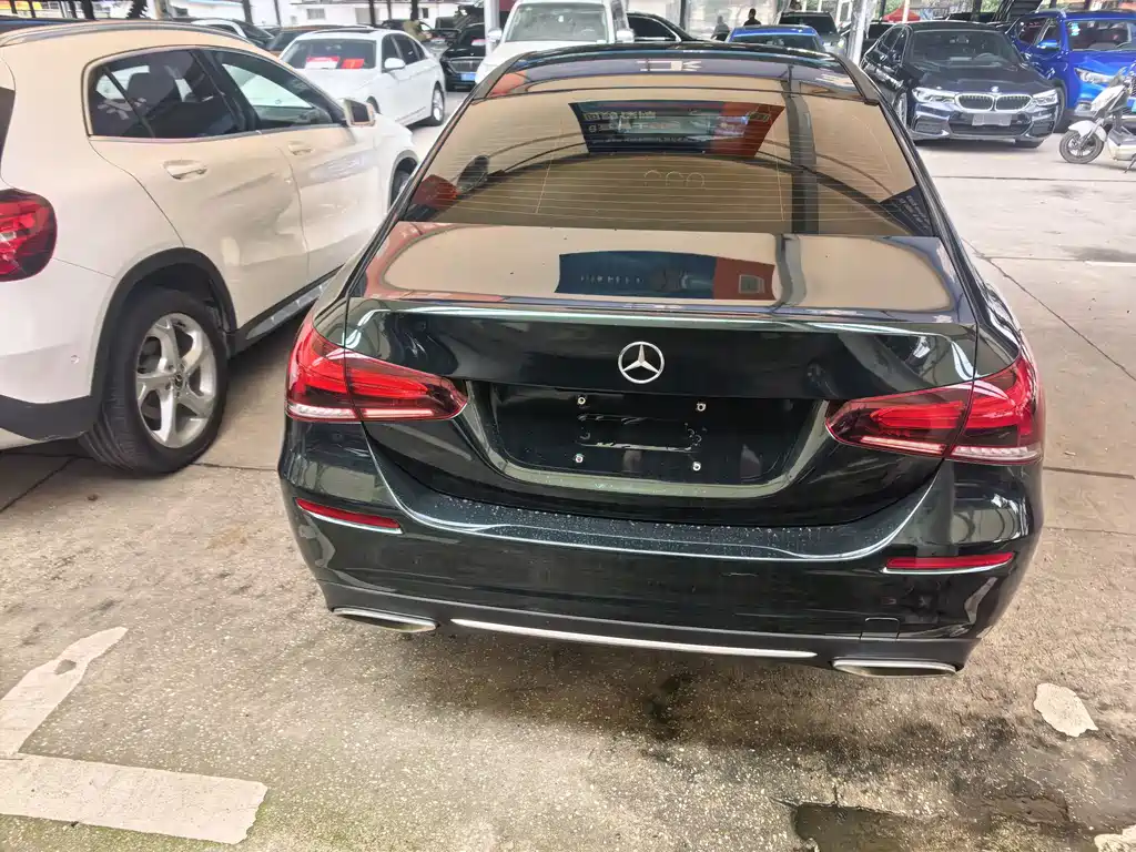 MERCEDES-BENZ A CLASS