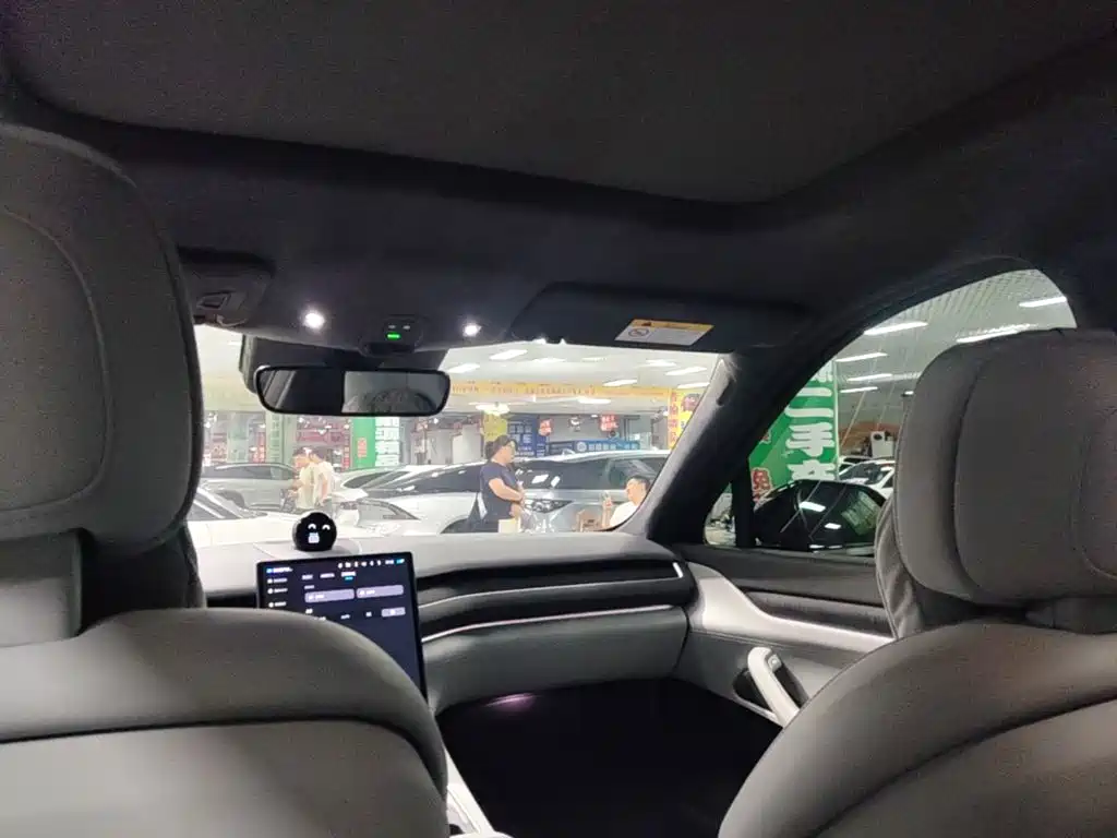 NIO ES8 — миниатюра 18