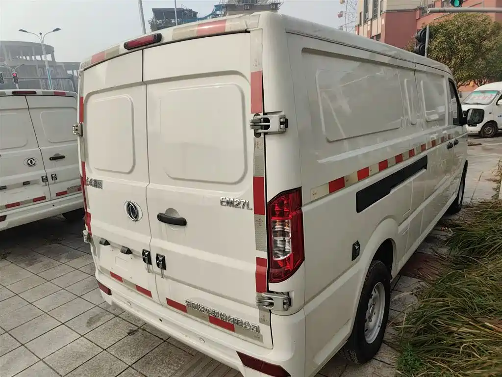 Dongfeng EM27 — миниатюра 7
