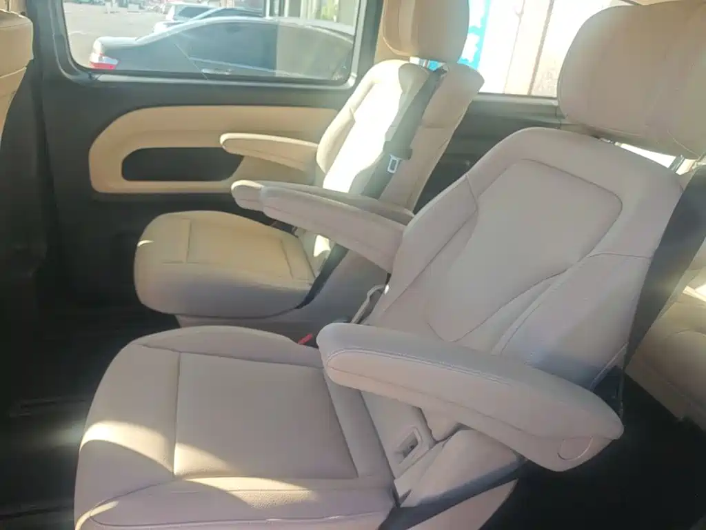 Mercedes-Benz Vito — миниатюра 17