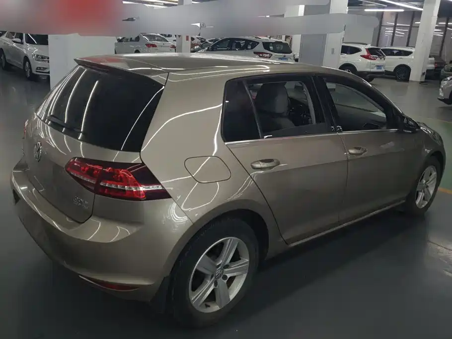 Volkswagen Golf — миниатюра 3
