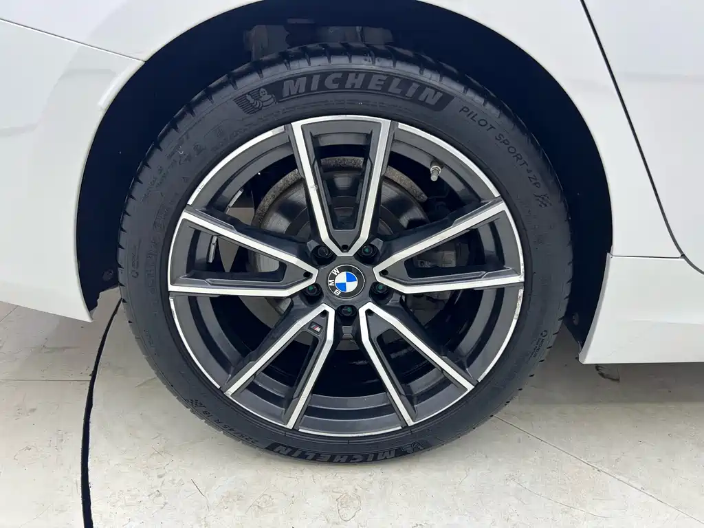BMW 3 Series — миниатюра 23