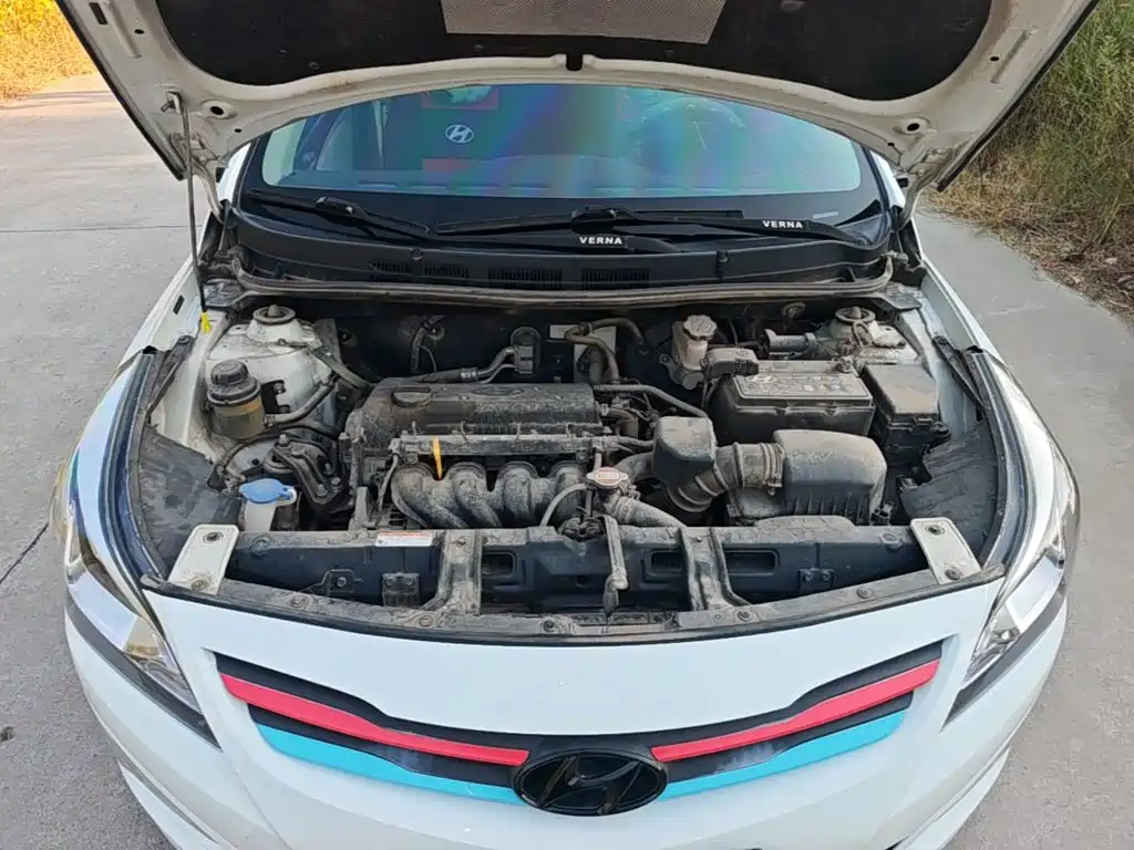 Hyundai Verna — миниатюра 20