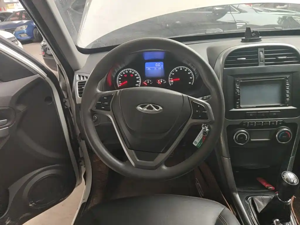 Chery Tiggo 3 — миниатюра 11