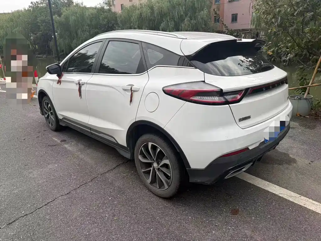 Geely Emgrand S — миниатюра 2