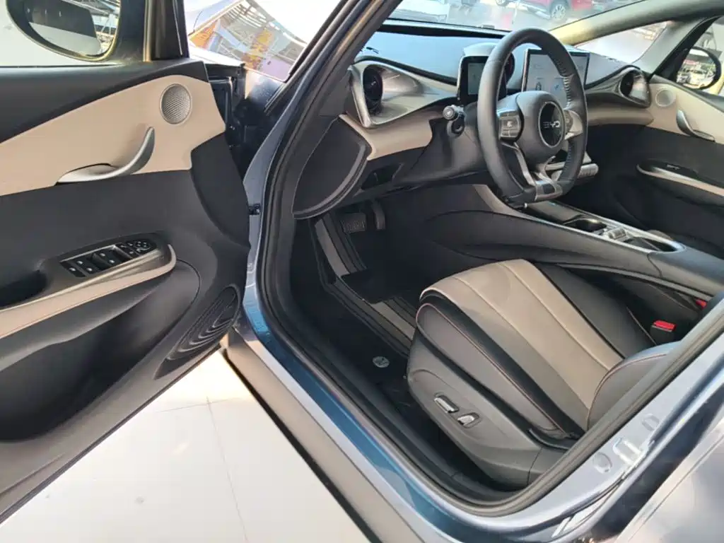 BYD Dolphin — миниатюра 16