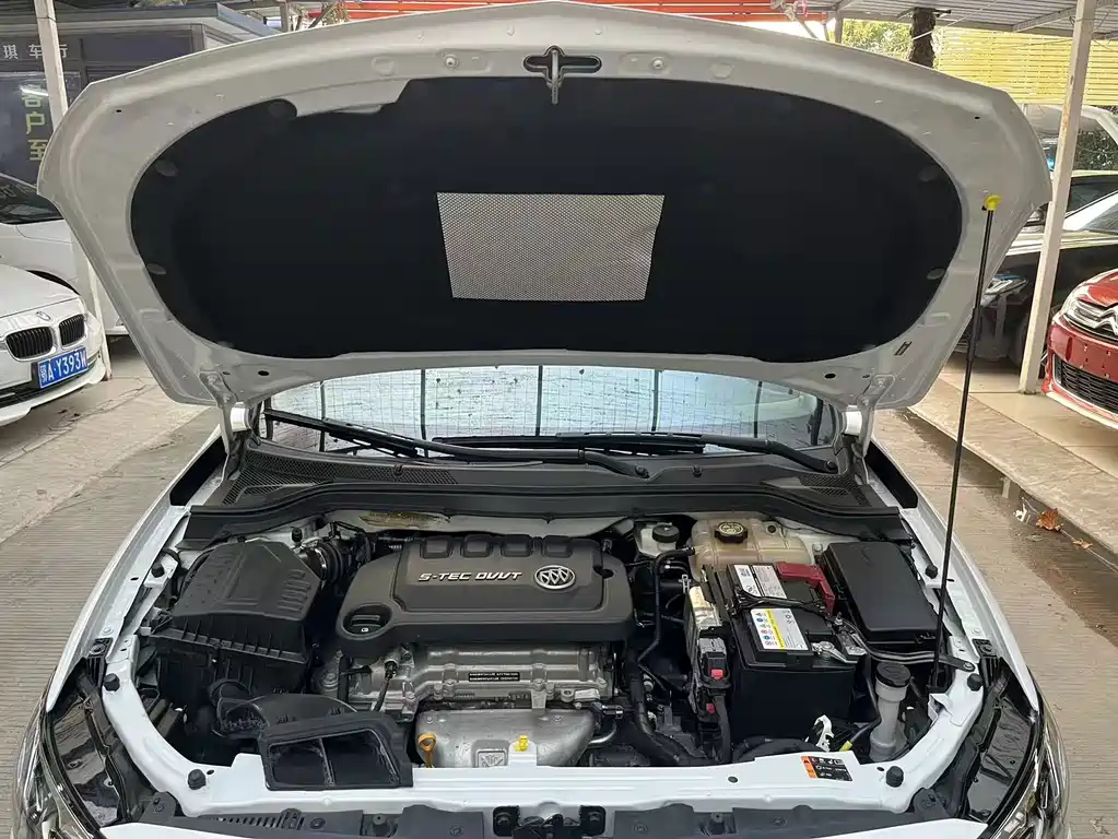 Buick Excelle — миниатюра 19