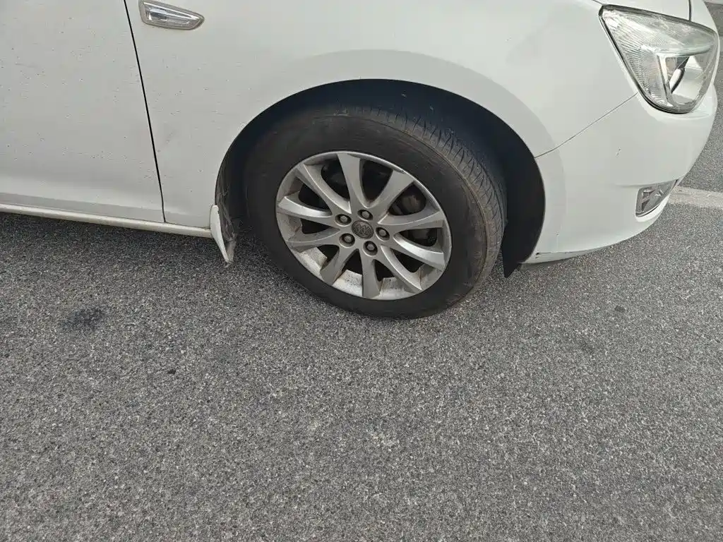 Buick Excelle — миниатюра 24