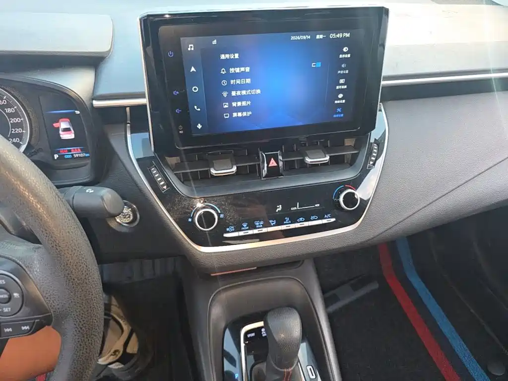 Toyota Corolla — миниатюра 18