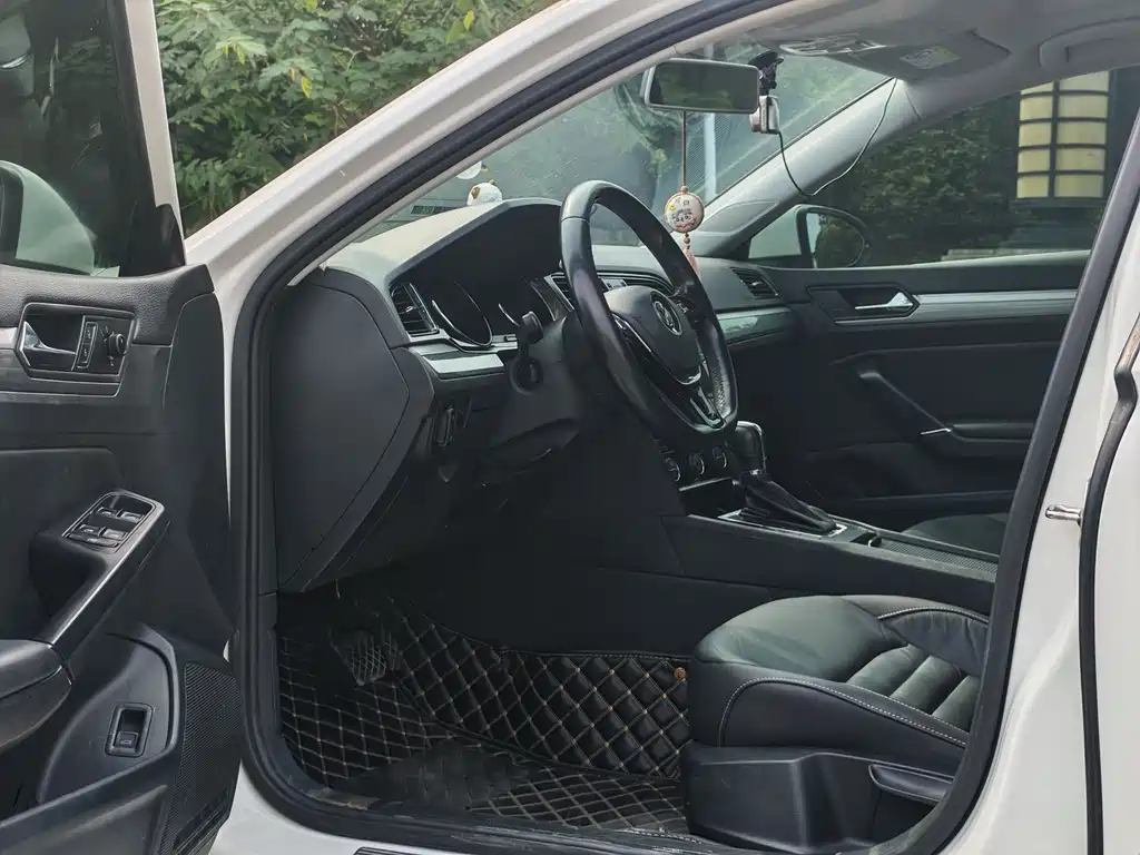 Volkswagen Lamando — миниатюра 4
