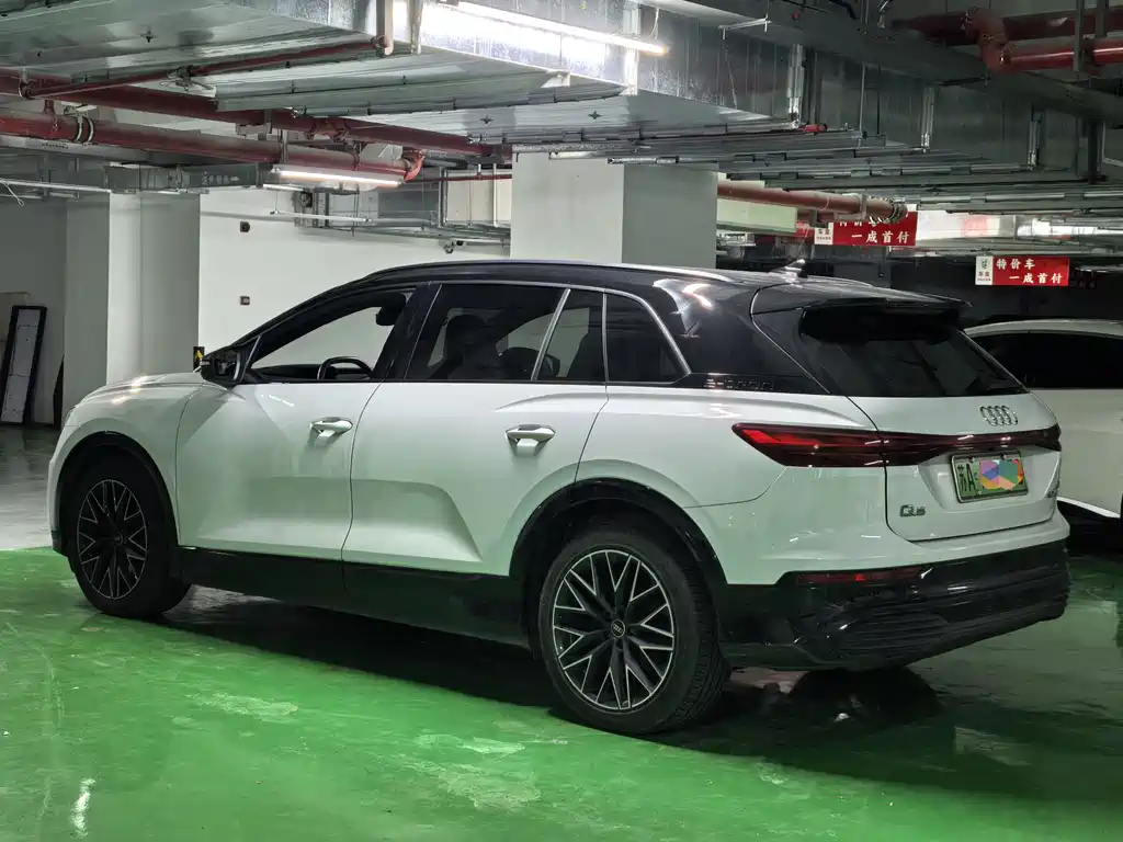 Audi Q5 e-tron — миниатюра 9