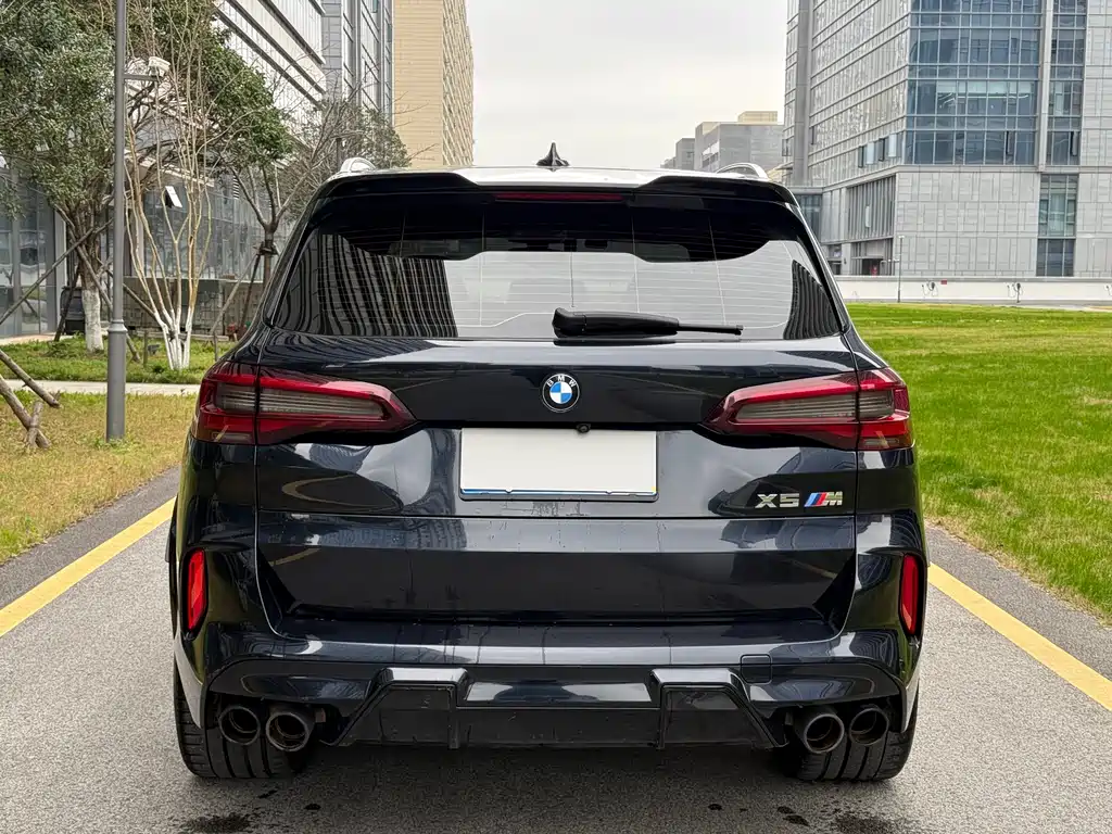 BMW X5 M