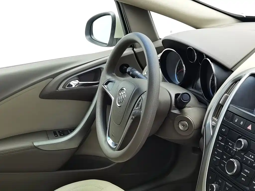 Buick Excelle — миниатюра 22
