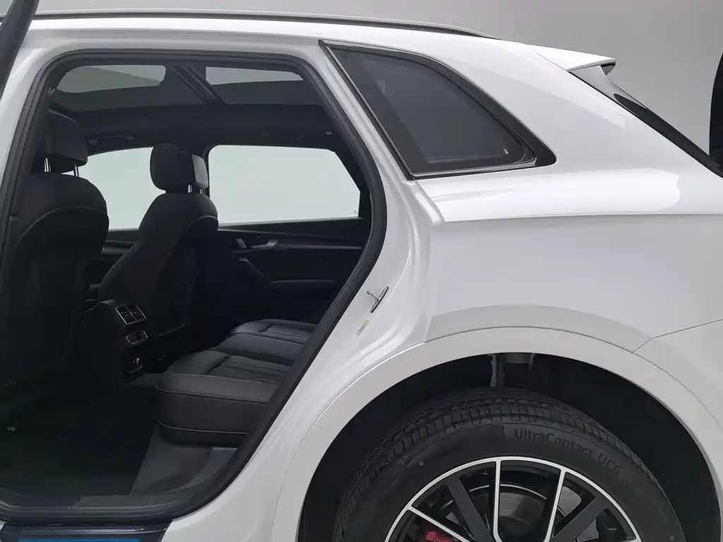 Audi Q5L — миниатюра 15