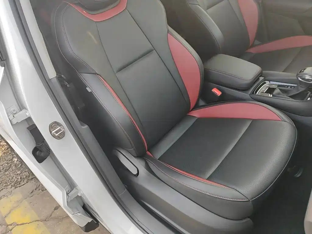Skoda Karoq — миниатюра 25