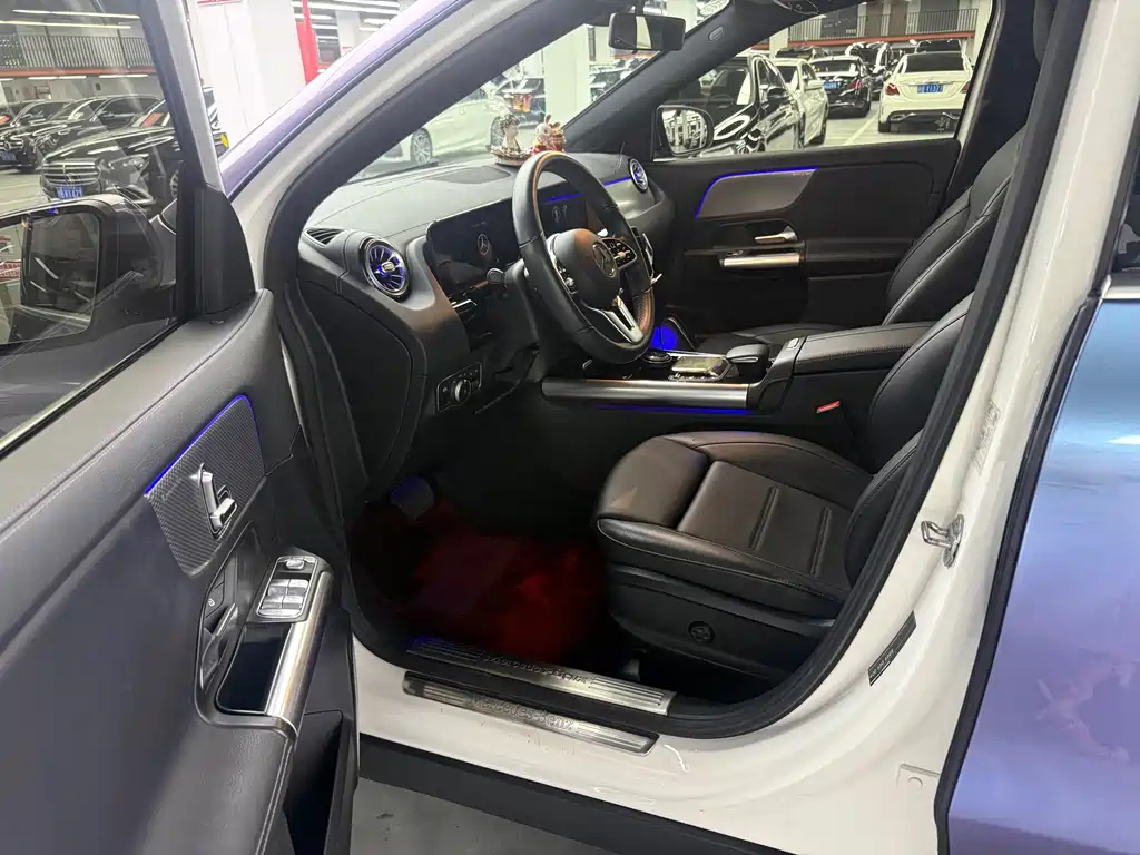 Mercedes-Benz GLA — миниатюра 5