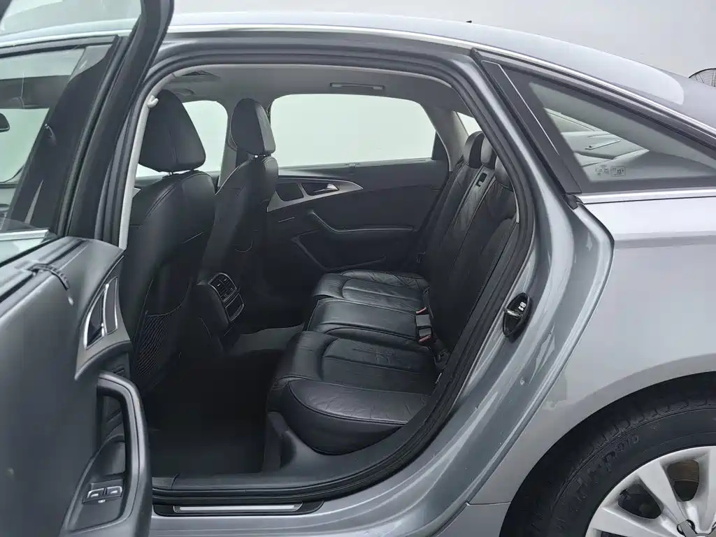 Audi A6L — миниатюра 15