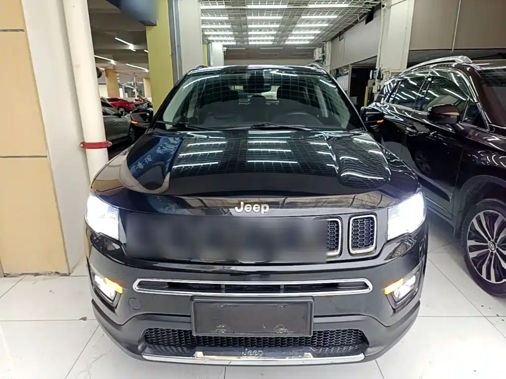 Jeep Compass — миниатюра 3