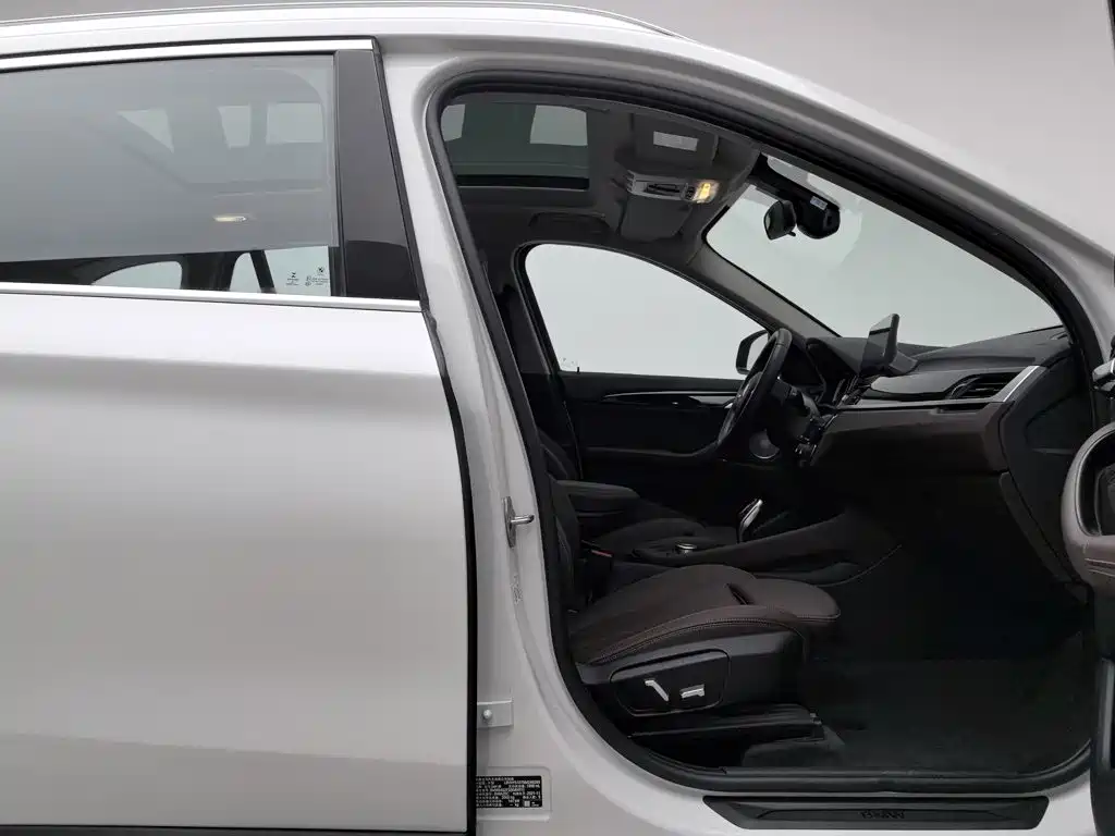 BMW X1 — миниатюра 23