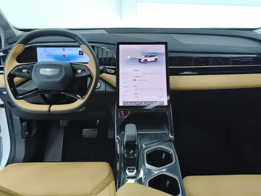 Geely Boyue L — миниатюра 12