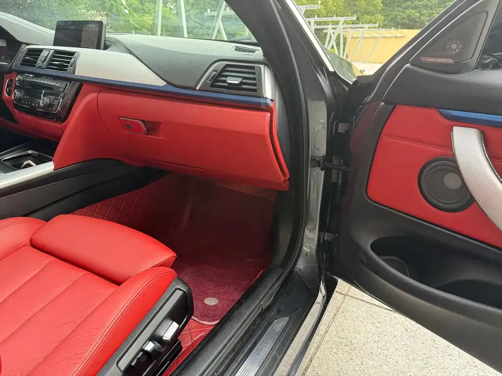 BMW 4 Series — миниатюра 11