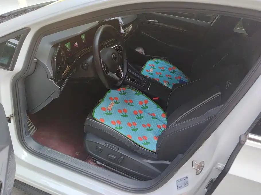 Volkswagen Golf — миниатюра 9