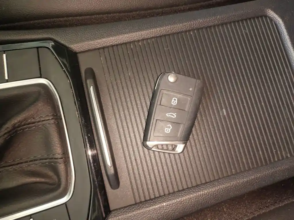Volkswagen Sagitar — миниатюра 9