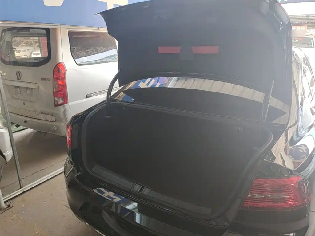 Volkswagen Magotan — миниатюра 19