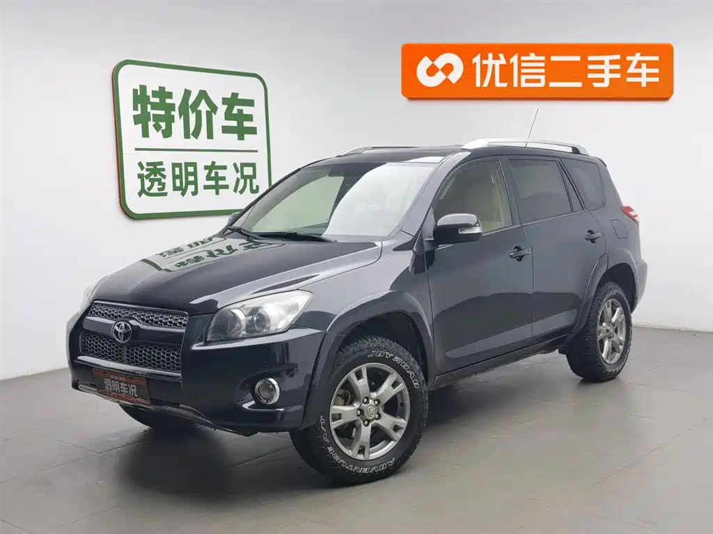 Toyota RAV4 2013