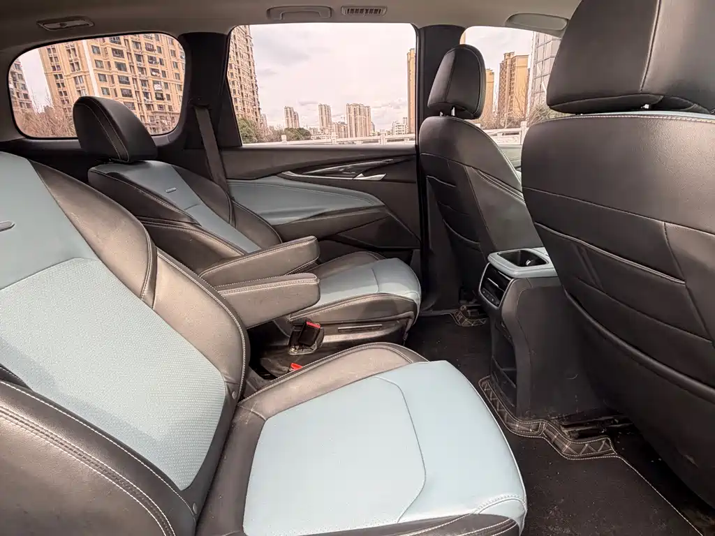 SAIC MAXUS CHASE G50