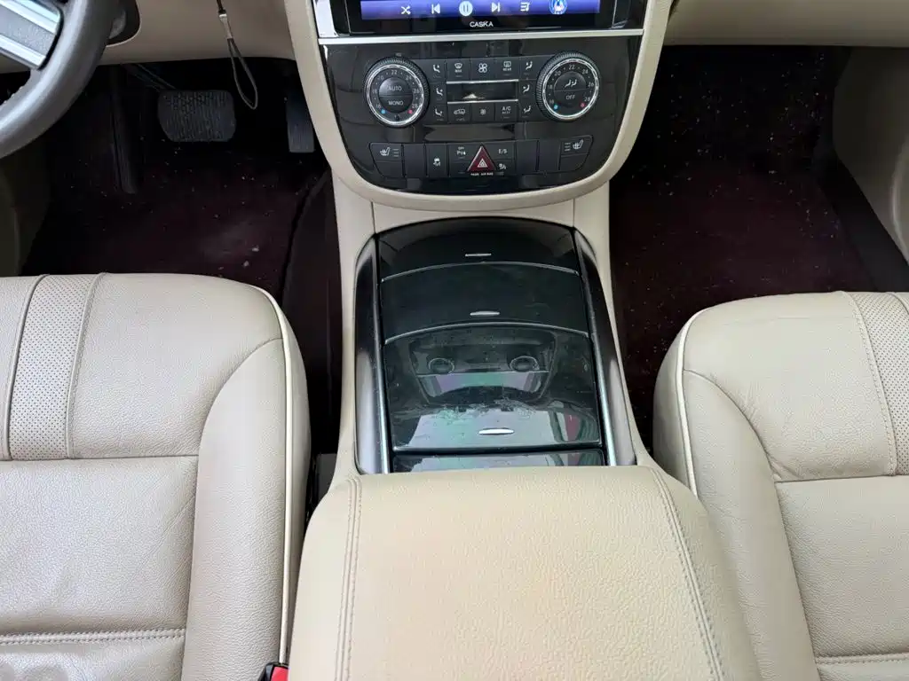 Mercedes-Benz R-Class — миниатюра 8
