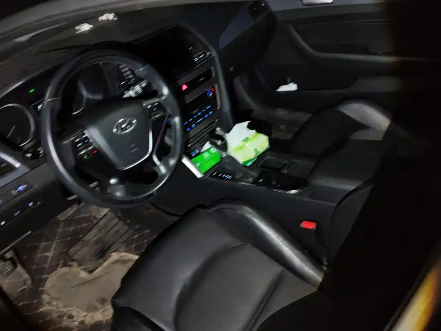 Hyundai Sonata — миниатюра 12