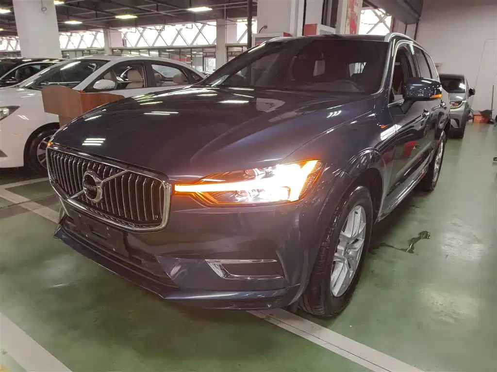 Volvo XC60 2021