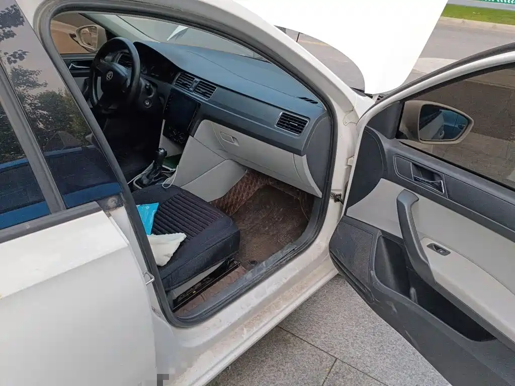 Skoda Rapid — миниатюра 19