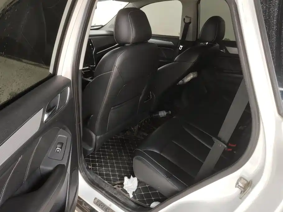Roewe RX5 — миниатюра 9