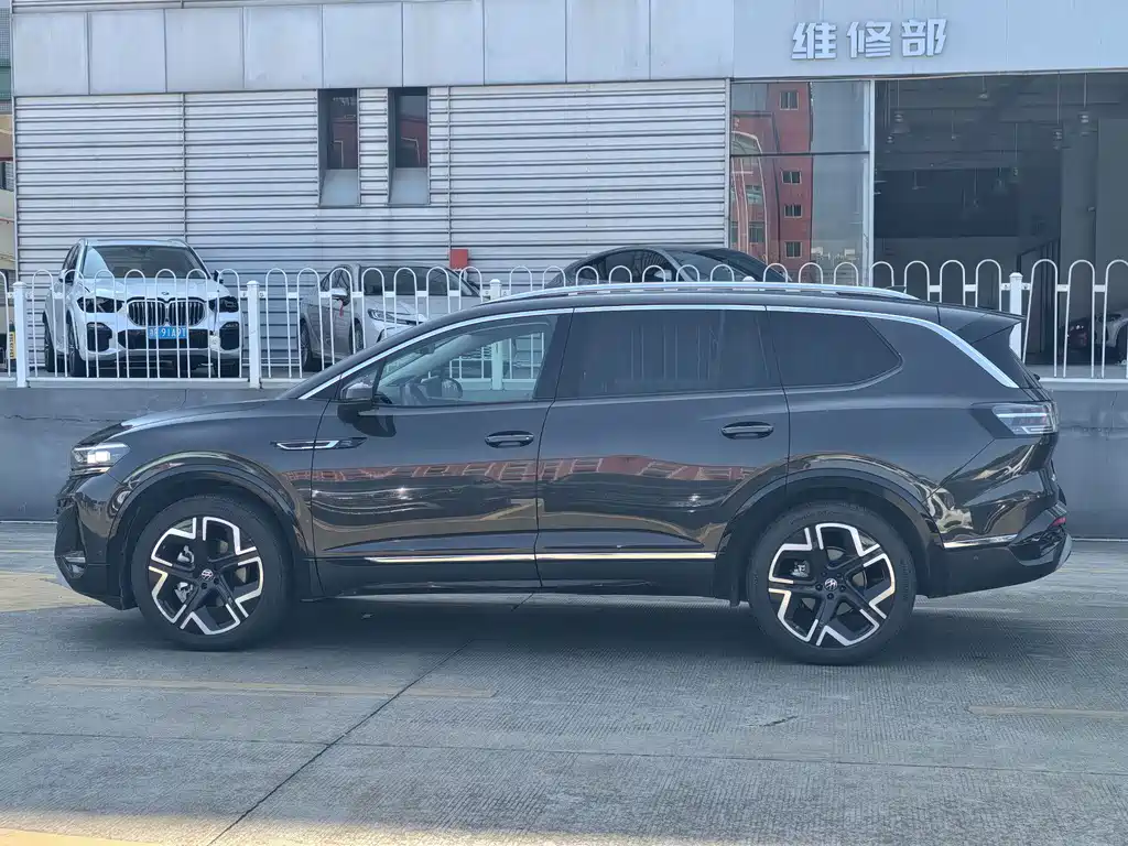 Volkswagen Talagon — миниатюра 5
