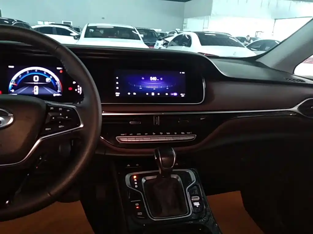 GAC Motor Trumpchi M6 — миниатюра 13