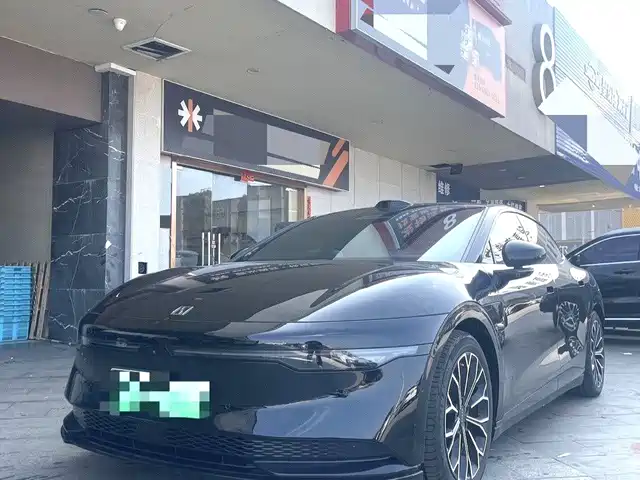 Zeekr 007