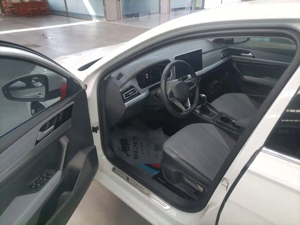 Volkswagen Lavida — миниатюра 16
