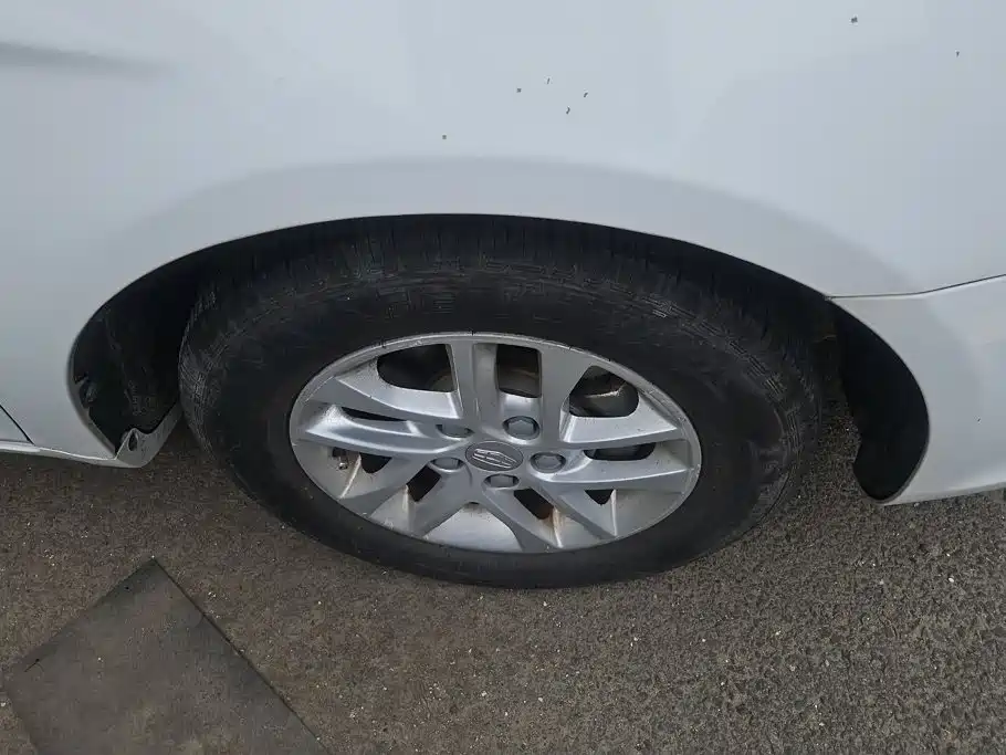 Geely Emgrand 2016 1.5L MT Luxury