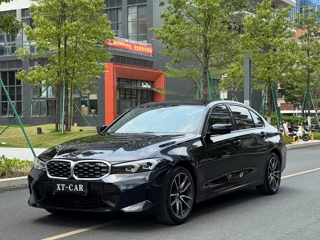 BMW 3 Series 2022
