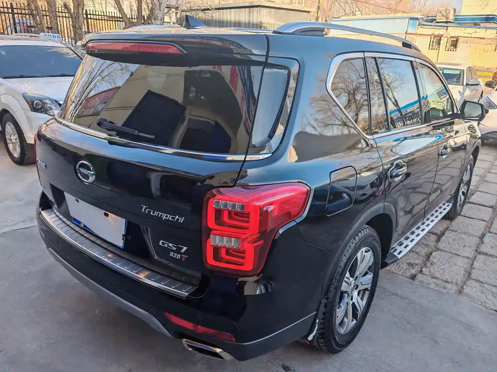 GAC TRUMPCHI GS7