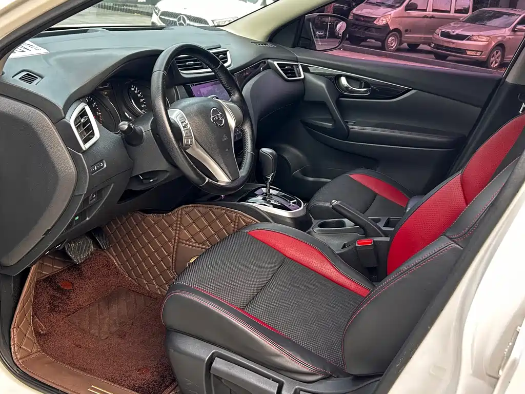 Nissan Qashqai — миниатюра 13