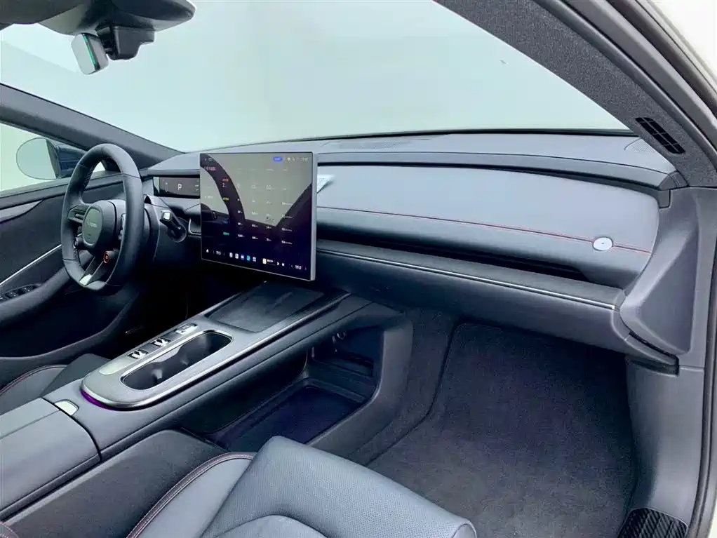 XIAOMI CAR XIAOMI SU7